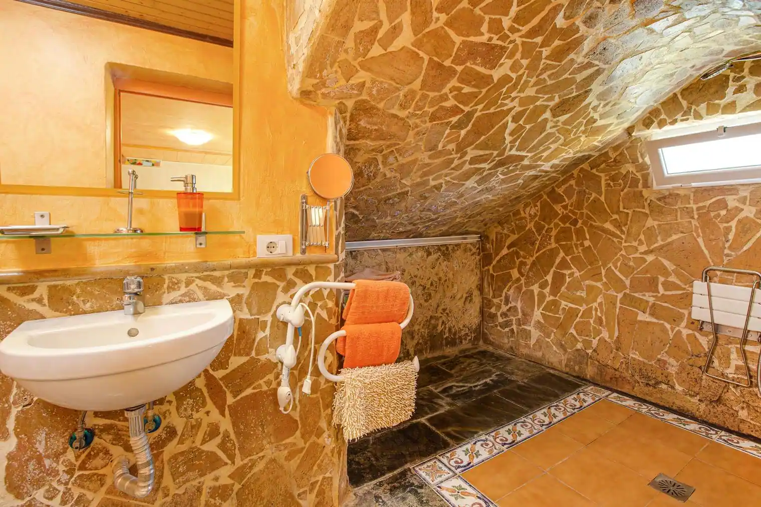 La Alpispa 15