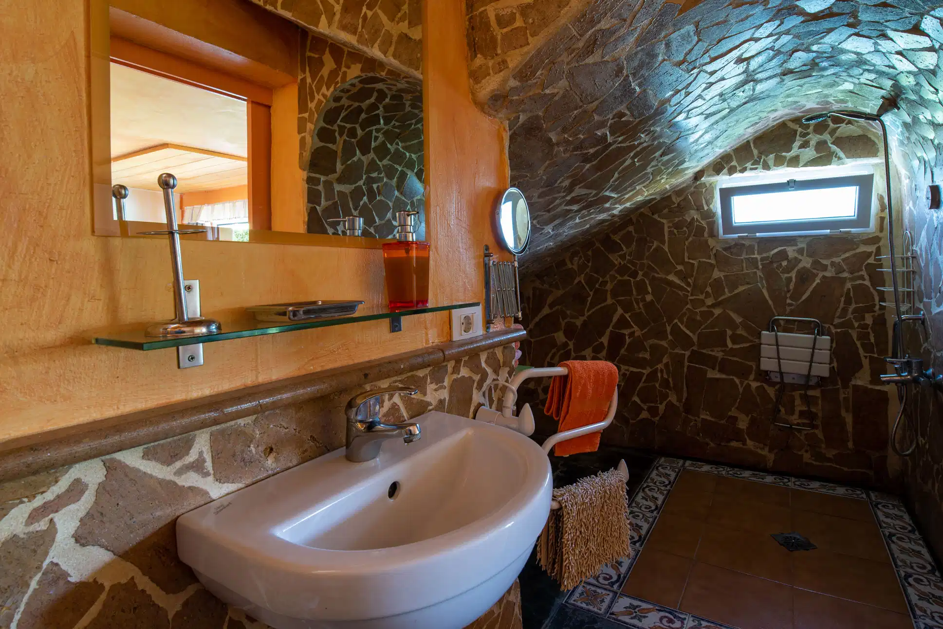 La Alpispa 16